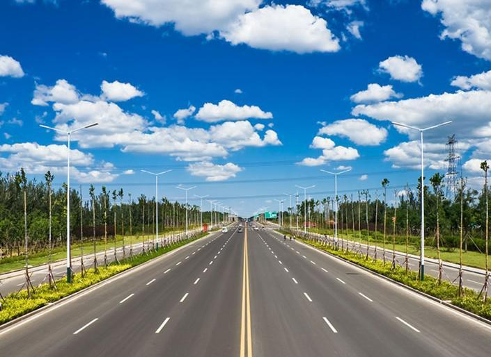 <b>道路、公路與橋梁工程設計</b>